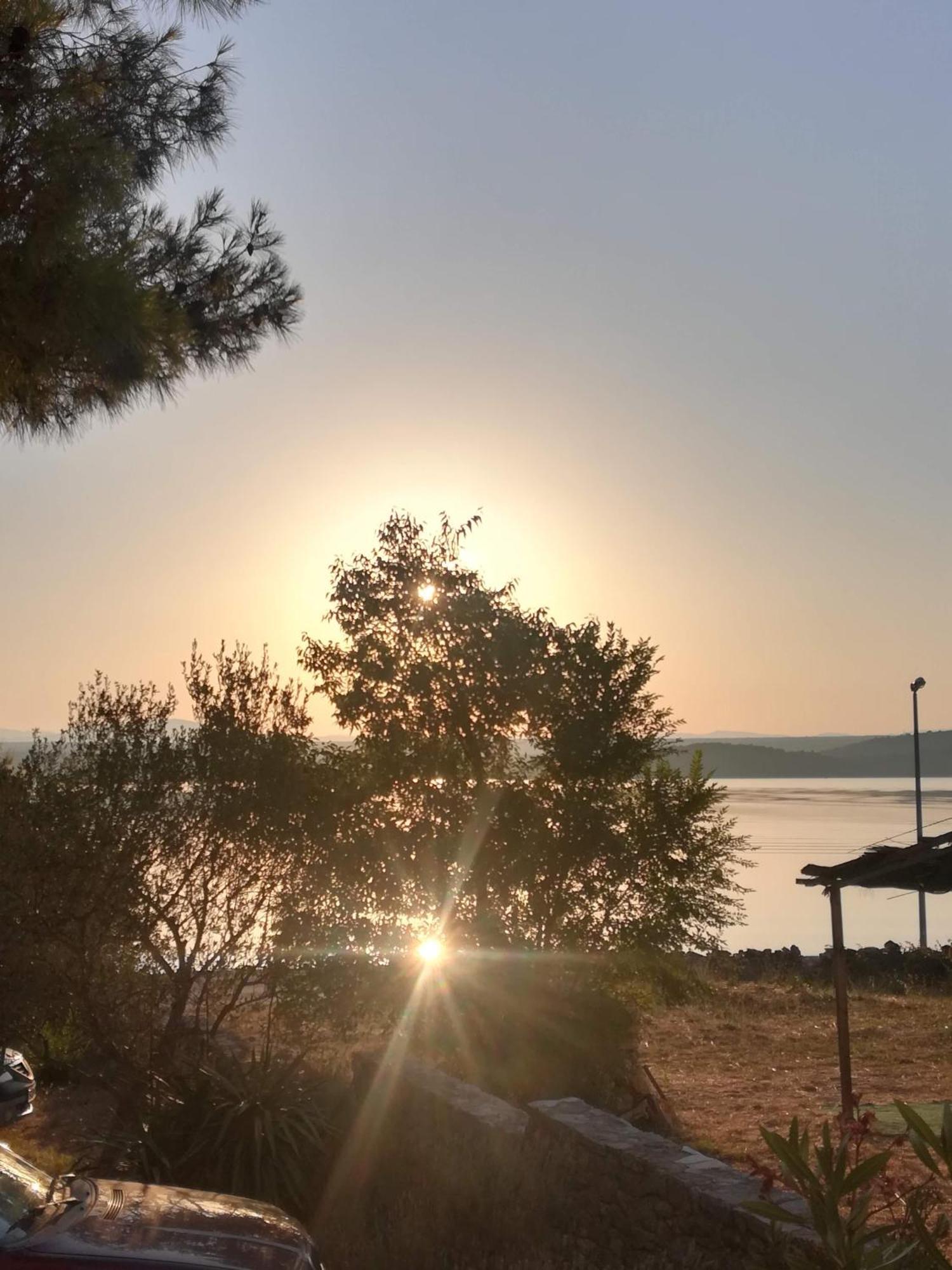 Raslina Sun Apartment מראה חיצוני תמונה